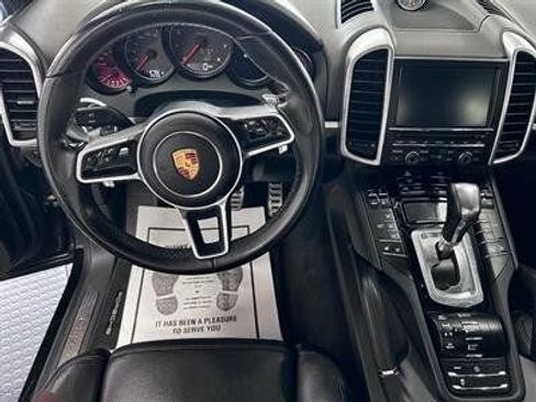 Used 2016 Porsche Cayenne S AWD/4WD image 17