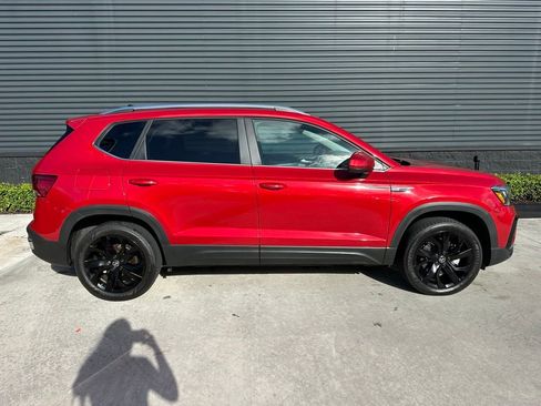 Used 2023 Volkswagen Taos SE image 10