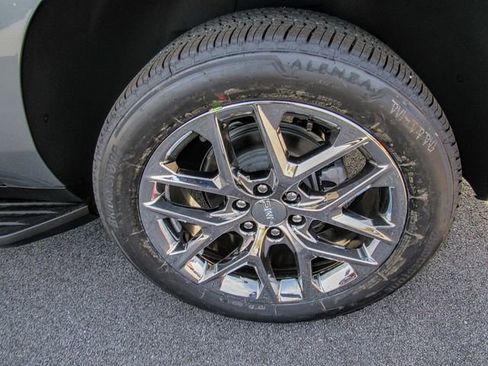 New 2026 GMC Yukon XL Elevation image 9