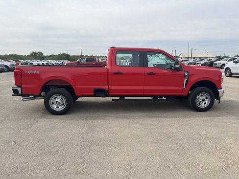 New 2026 Ford F350 XL w/ XL Chrome Package image 9
