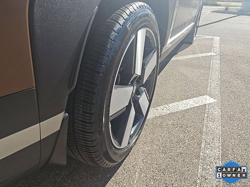 Used 2024 Hyundai Santa Fe Limited image 48