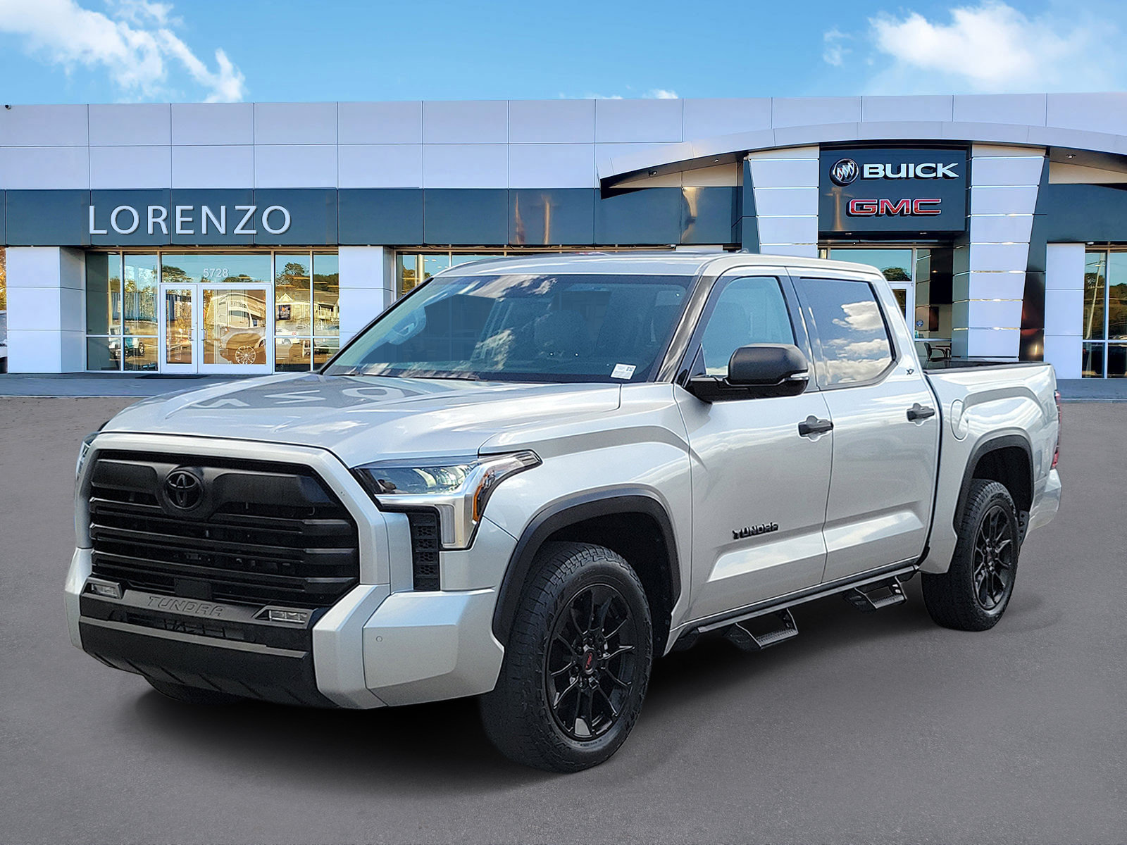 Used 2022 Toyota Tundra SR5 w/ Convenience Package RWD image 1