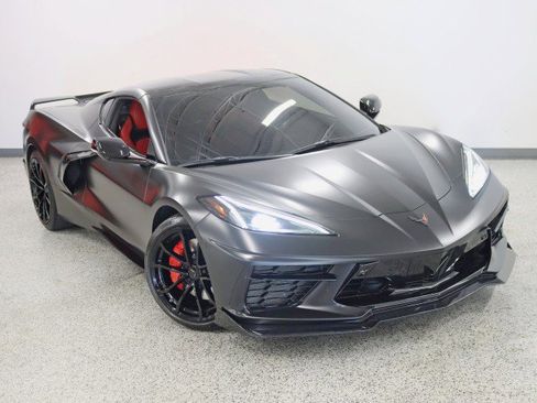 Used 2020 Chevrolet Corvette Stingray Premium Cpe w/ 3LT Preferred Equipment Group RWD image 4