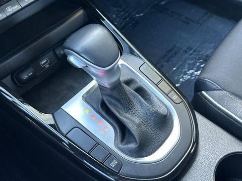 Used 2023 Kia Forte GT-Line image 18