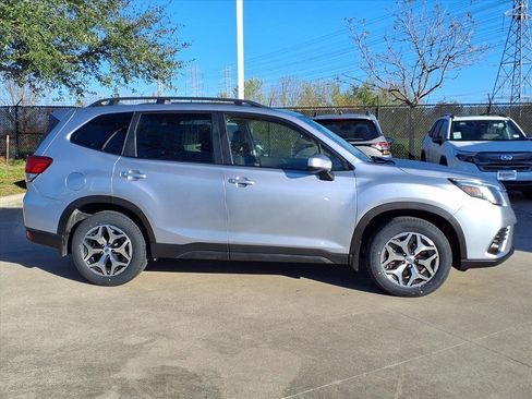 Certified 2023 Subaru Forester Premium w/ Popular Package #2 image 22