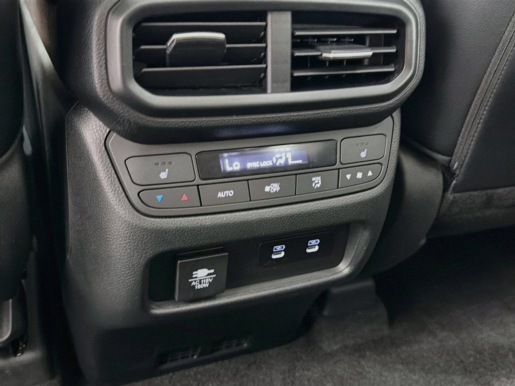 Used 2026 Honda Pilot Elite image 27