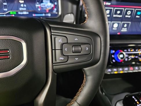 Used 2025 GMC Sierra 1500 AT4 w/ AT4 Premium Package image 32