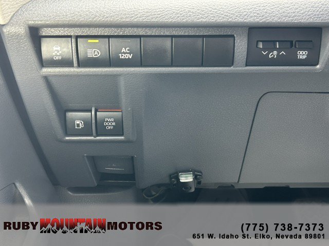 Used 2022 Toyota Sienna Limited AWD/4WD image 15