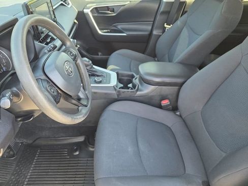 Used 2020 Toyota RAV4 LE w/ All Weather Liner Package AWD/4WD image 13