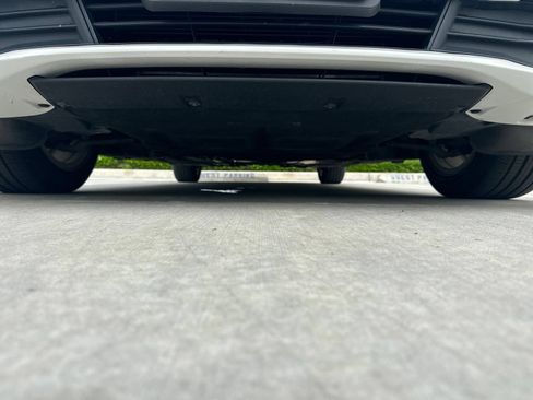 Used 2018 BMW 320i Sedan RWD image 5
