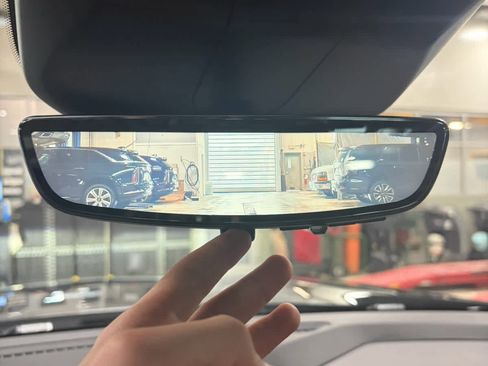 Certified 2026 Cadillac Escalade Platinum Sport w/ LPO, Floor Liner Package image 18