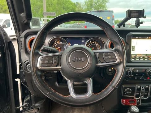 Used 2023 Jeep Gladiator Mojave w/ Trailer Tow Package AWD/4WD image 16