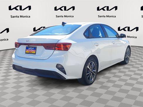 Used 2023 Kia Forte LXS image 5