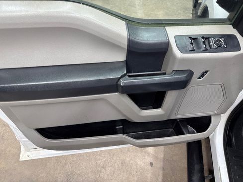 Used 2022 Ford F250 XL w/ Power Equipment Group image 29