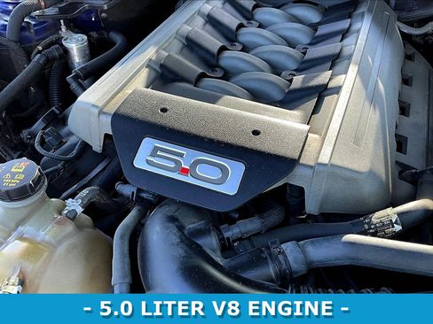 Used 2016 Ford Mustang GT Premium RWD image 30