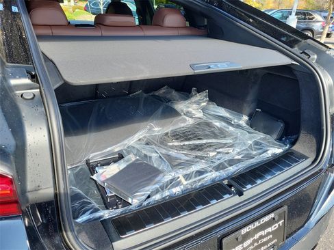 New 2026 BMW X6 xDrive40i w/ Climate Comfort Package image 35