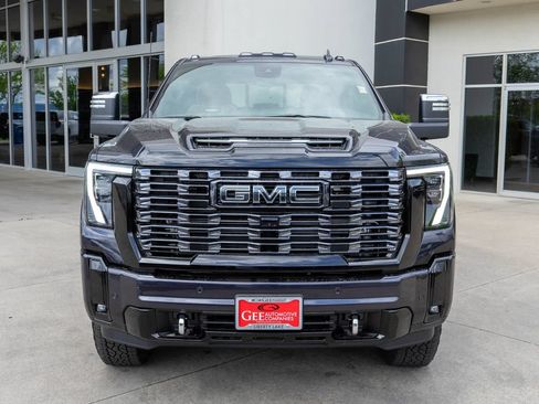 New 2026 GMC Sierra 2500 Denali Ultimate w/ Max Trailering Package AWD/4WD image 2