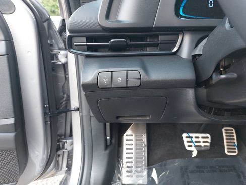 Certified 2025 Hyundai Elantra Sport FWD image 27