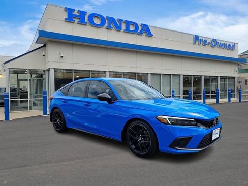 Used 2023 Honda Civic Sport image 3