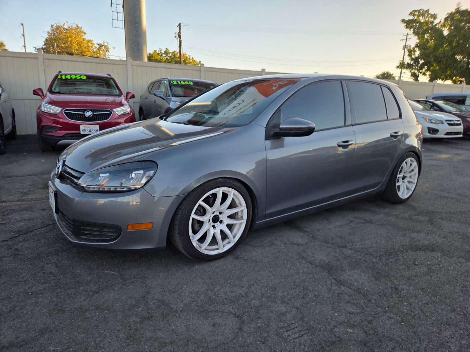 Used 2013 Volkswagen Golf 4-Door FWD image 1