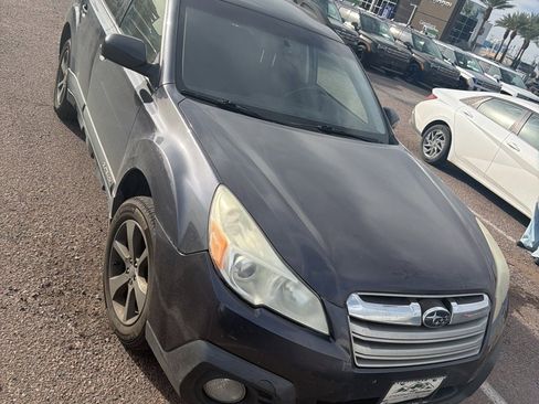 Used 2013 Subaru Outback 2.5i Premium image 9