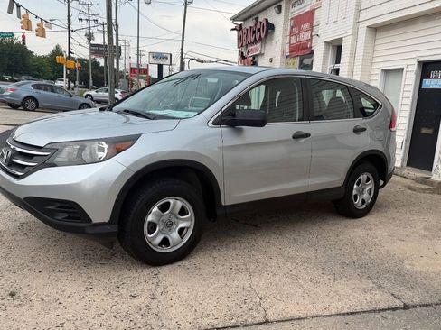 Used 2014 Honda CR-V LX image 3