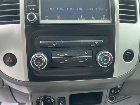 Used 2019 Nissan Frontier SV AWD/4WD image 17