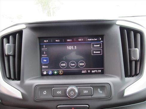Used 2020 GMC Terrain SLE w/ Driver Convenience Package image 22