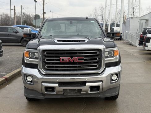 Used 2017 GMC Sierra 2500 SLT w/ Duramax Plus Package image 3