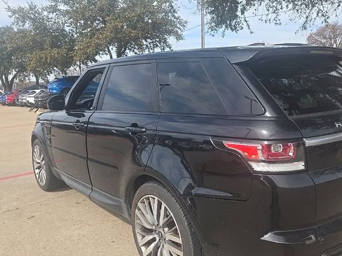 Used 2014 Land Rover Range Rover Sport HSE image 19