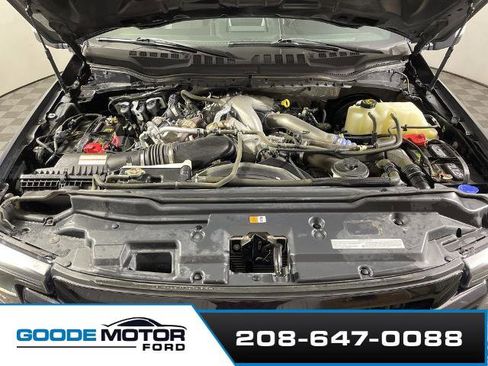 Certified 2022 Ford F350 Lariat w/ Black Appearance Package image 24