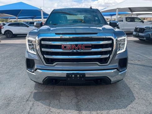 Used 2022 GMC Sierra 1500 SLE w/ X31 Off-Road Package AWD/4WD image 2