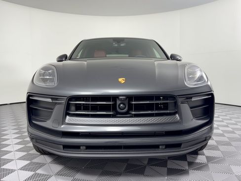 New 2026 Porsche Macan AWD/4WD image 6