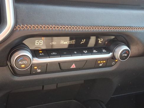 Certified 2025 MAZDA CX-50 AWD 2.5 Hybrid w/ Weather Package image 17