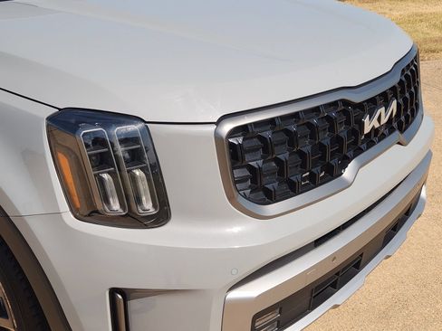 Used 2023 Kia Telluride SX X-Pro AWD/4WD image 12