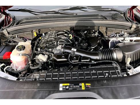 Certified 2025 Jeep Grand Cherokee Limited image 11