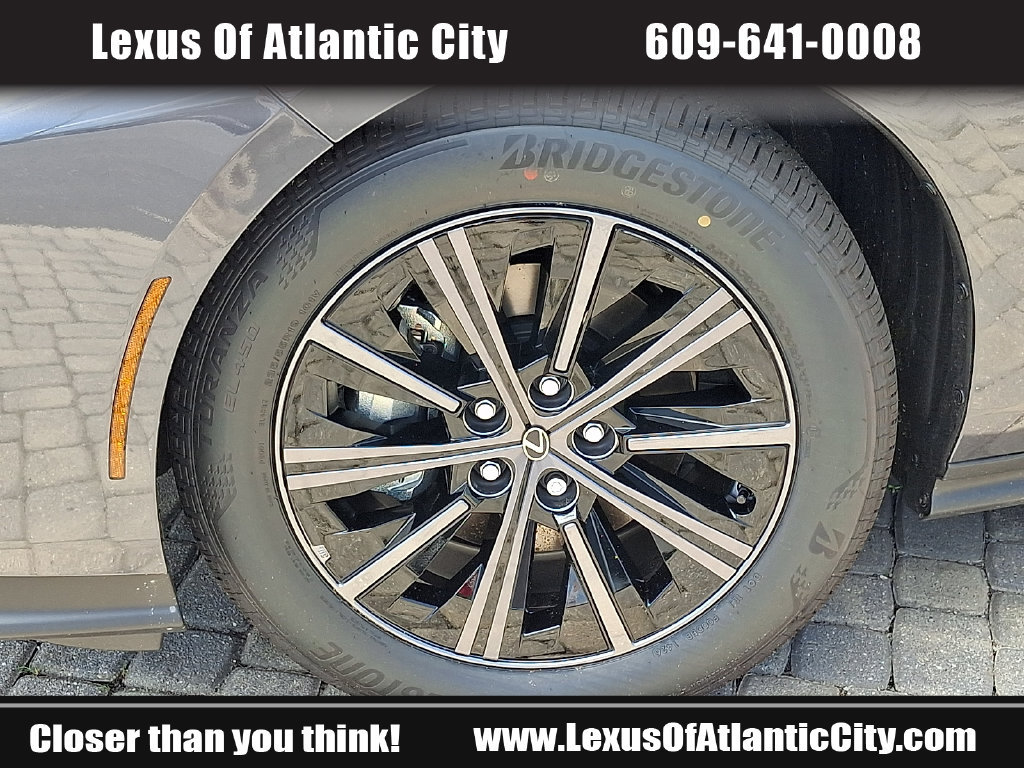 New 2026 Lexus ES 500e w/ Convenience Package AWD/4WD image 6