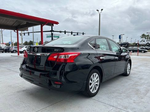Used 2019 Nissan Sentra SV FWD image 4