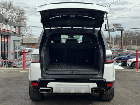 Used 2020 Land Rover Range Rover Sport HSE image 29