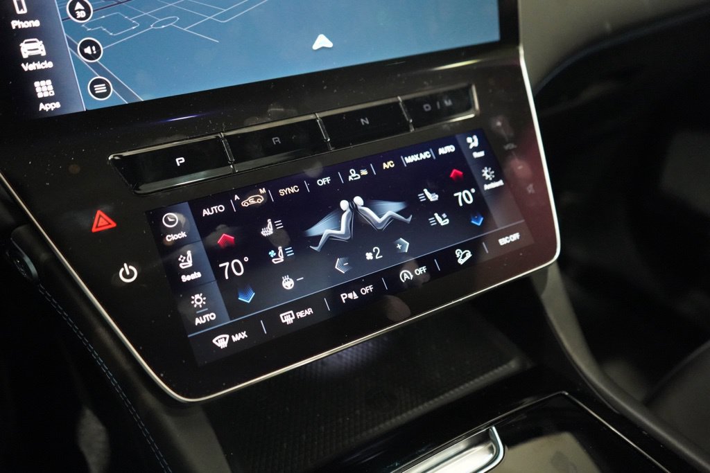 Used 2023 Maserati Grecale Modena AWD/4WD image 31
