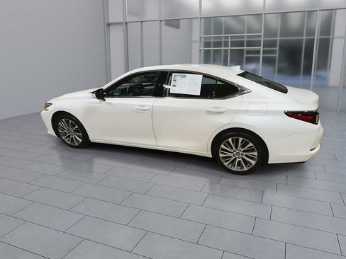Used 2019 Lexus ES 350 w/ Premium Package FWD image 6