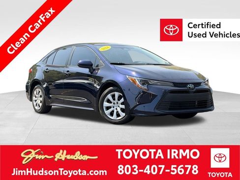 Certified 2024 Toyota Corolla LE image 1