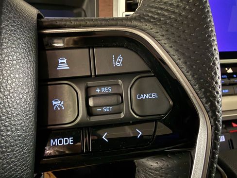 Used 2023 Toyota Tundra Capstone AWD/4WD image 15
