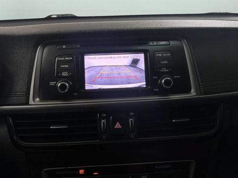 Used 2016 Kia Optima LX FWD image 14