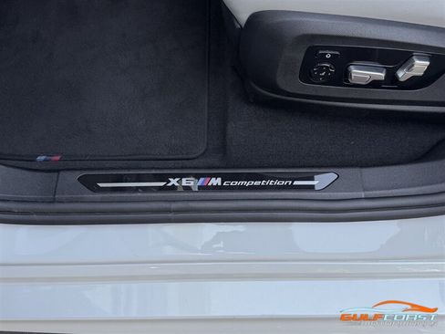 Used 2020 BMW X6 M Competition AWD/4WD image 26