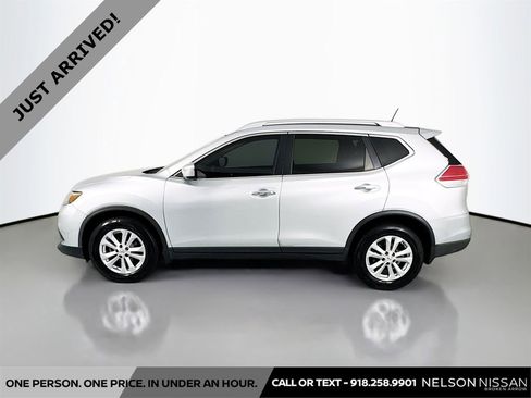 Used 2015 Nissan Rogue SV FWD image 8