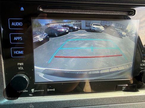 Used 2017 Toyota Sienna XLE w/ XLE Navigation Package AWD/4WD image 66