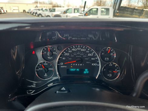 Used 2018 GMC Savana 2500 w/ Enhanced Convenience Package image 46