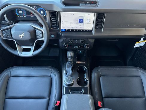 New 2025 Ford Bronco Big Bend image 12