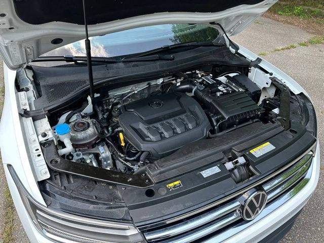 Used 2022 Volkswagen Tiguan SE FWD image 33